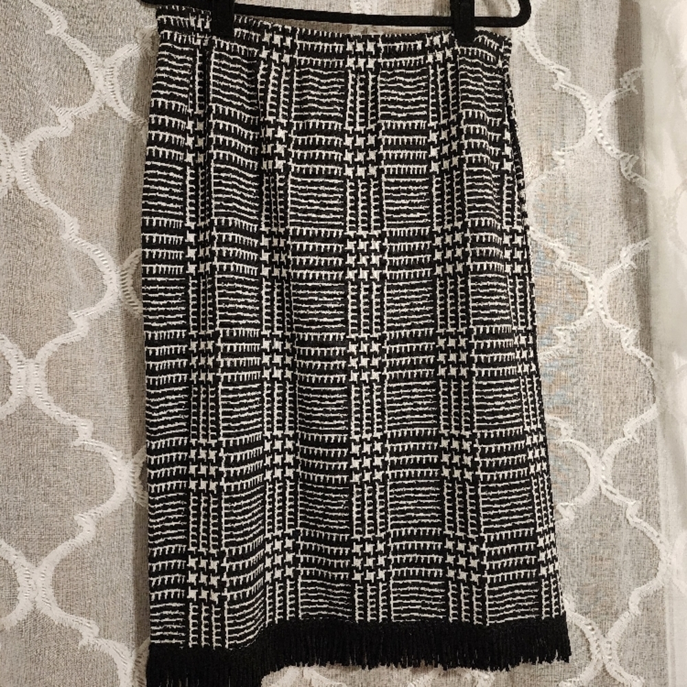 Chanel Black and White Pencil Skirt